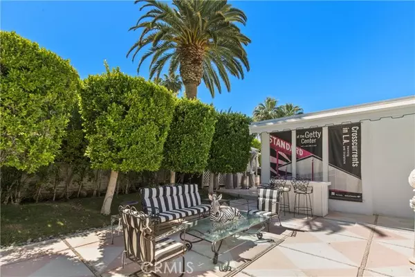 Palm Springs, CA 92262,466 Camino Sur