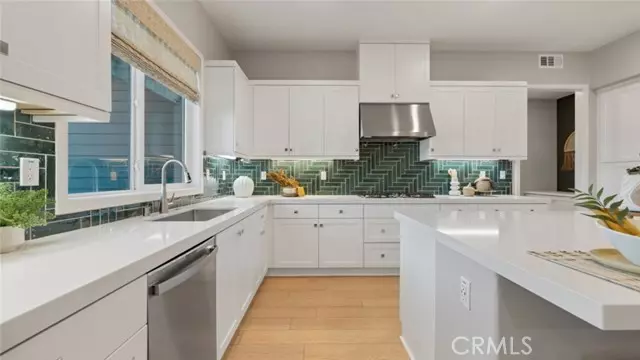 Valencia (santa Clarita), CA 91381,27226 Cranmore Way #201