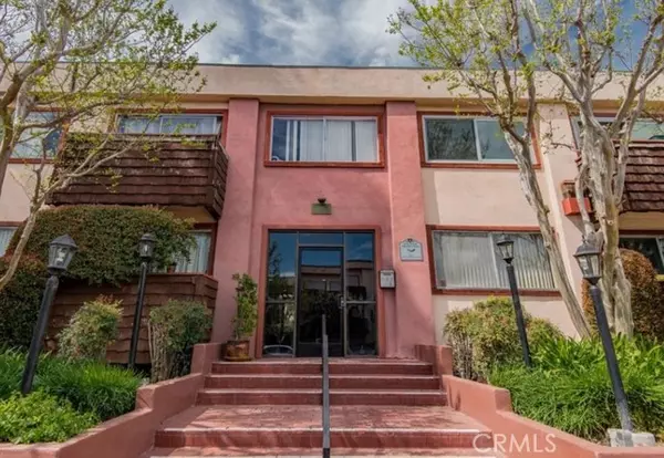 5403 Newcastle Avenue #22, Encino (los Angeles), CA 91316