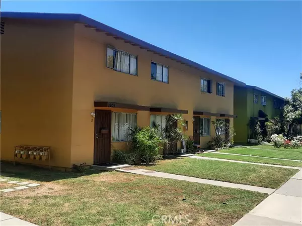 2709 S Baker Street, Santa Ana, CA 92707