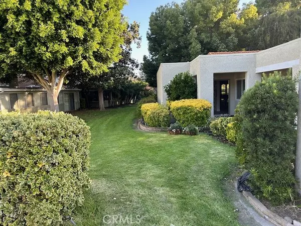 Laguna Woods, CA 92637,5537 Via La Mesa #A