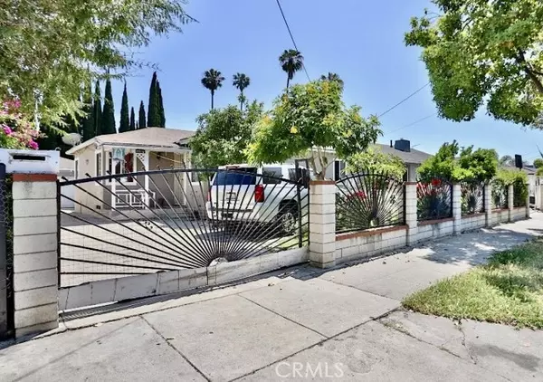 1028 Richland Avenue, Santa Ana, CA 92703