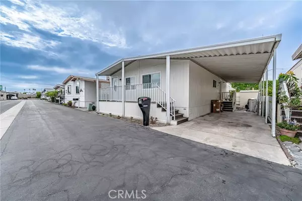 Westminster, CA 92683,15621 Beach Boulevard #61