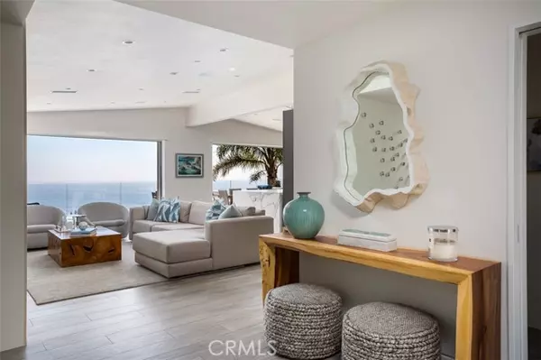 Laguna Beach, CA 92651,1238 Anacapa Way