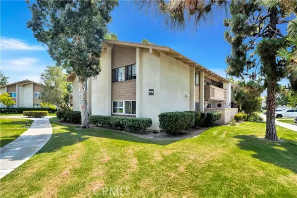 Huntington Beach, CA 92646,8888 Lauderdale Court #224D