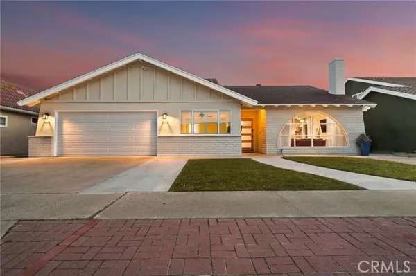 8921 Pebble Beach Circle, Westminster, CA 92683