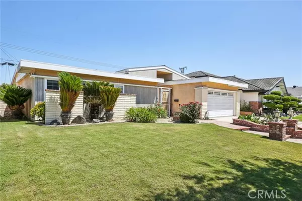 Huntington Beach, CA 92647,16752 Montclair Lane