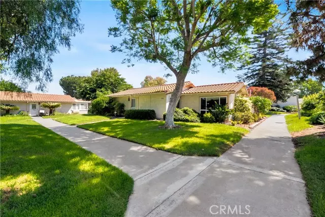 Laguna Woods, CA 92637,3008 Via Buena Vista #A