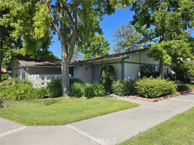 Laguna Woods, CA 92637,667 Via Mendoza #D