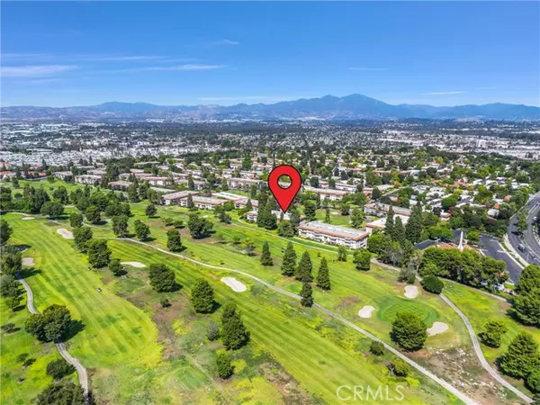 Laguna Woods, CA 92637,2387 Via Mariposa W #2F