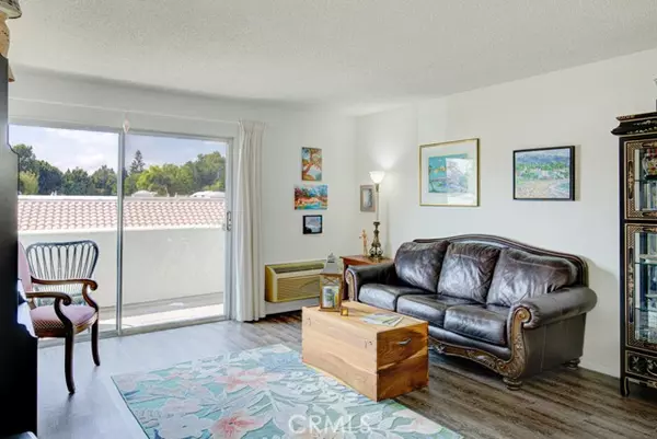 Laguna Woods, CA 92637,2218 Via Mariposa #B