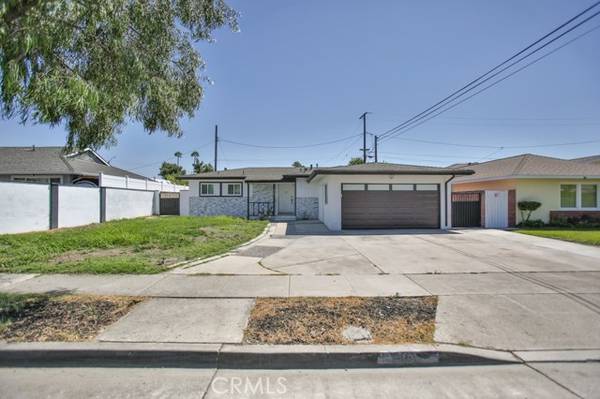 1460 E Pinewood Avenue, Anaheim, CA 92805