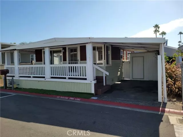 Newport Beach, CA 92660,286 Mayflower Drive