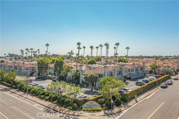 4772 Tiara Drive #203, Huntington Beach, CA 92649