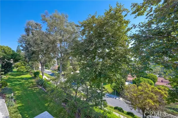 Laguna Woods, CA 92637,3364 PUNTA ALTA #3D