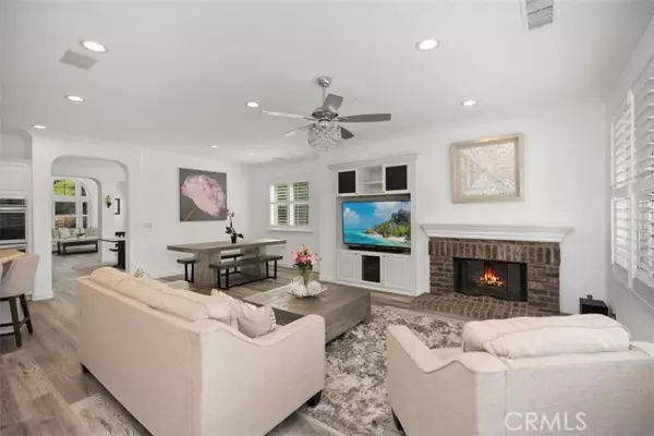 San Clemente, CA 92673,2 Via Paquete