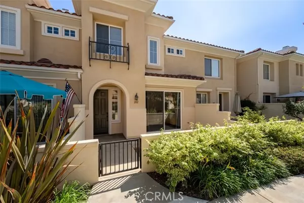 202 Via Vicini, Rancho Santa Margarita, CA 92688