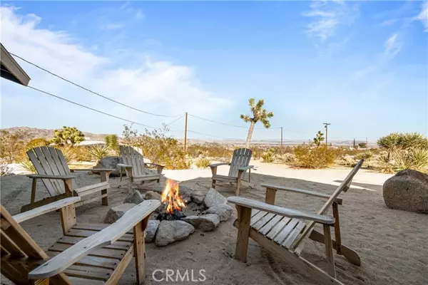 Joshua Tree, CA 92252,7119 Saddleback Road