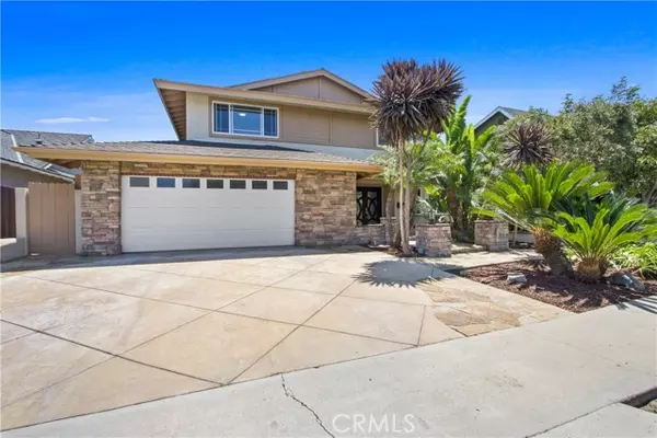 Huntington Beach, CA 92647,6152 Christy Drive