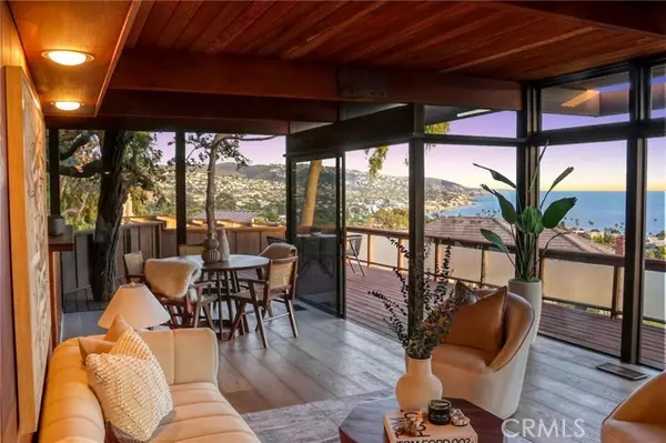 Laguna Beach, CA 92651,394 Pinecrest Drive