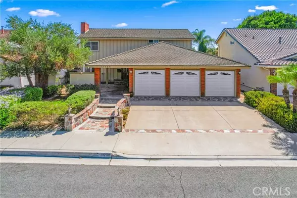 11280 Twinspan Avenue, Fountain Valley, CA 92708