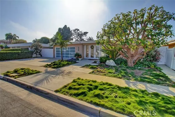 Huntington Beach, CA 92649,16941 Bedford Ln