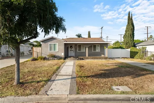 La Habra, CA 90631,909 E Rose Avenue