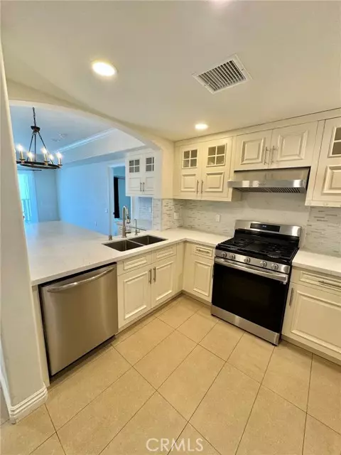 Long Beach, CA 90813,1598 Long Beach Boulevard #214