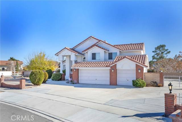 20463 Little Bear Court, Apple Valley, CA 92308