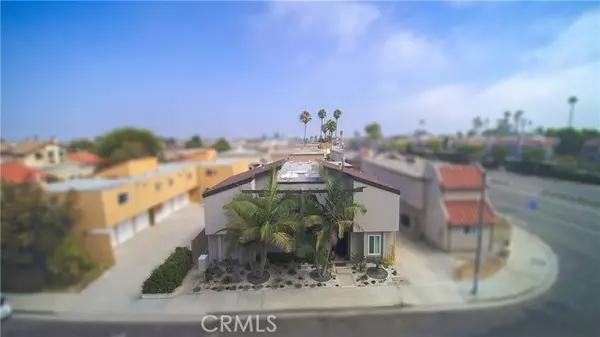 16972 Lynn Lane, Huntington Beach, CA 92649