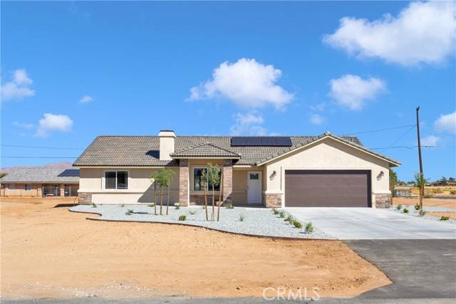 12513 Clallam Road, Apple Valley, CA 92308