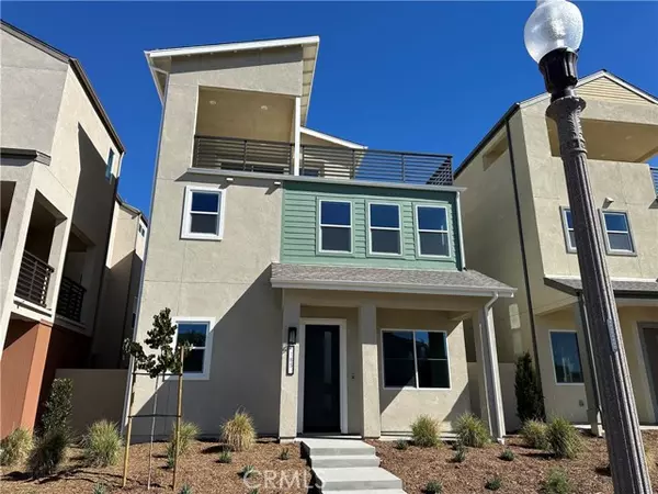 185 Yugen, Irvine, CA 92618