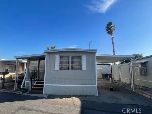 Rialto, CA 92376,250 Linden Avenue #129