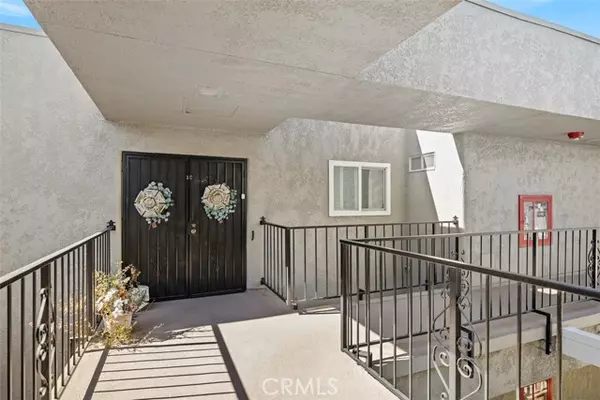 Laguna Woods, CA 92637,2393 Via Mariposa West #3C