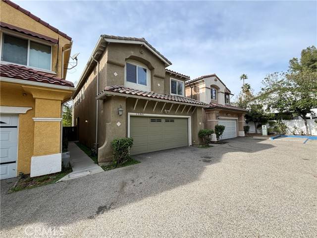 15841 Wyandotte Street, Van Nuys (los Angeles), CA 91406