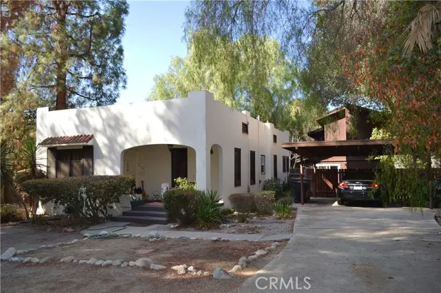 1113 Yale Avenue, Claremont, CA 91711