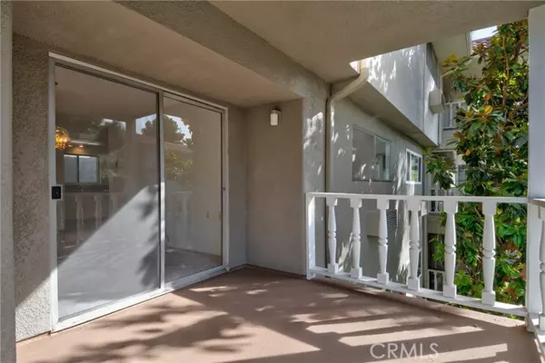 Laguna Woods, CA 92637,2405 Via Mariposa W #2D