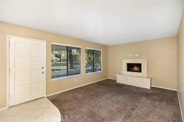 Lake Forest (el Toro), CA 92630,25742 View Pointe #3C