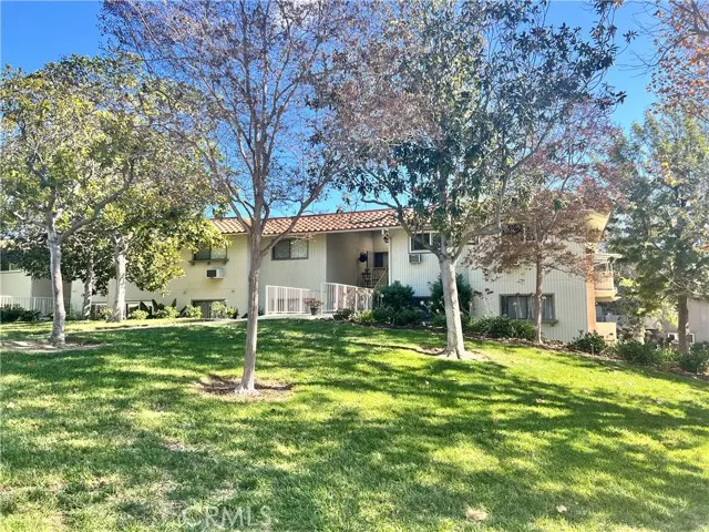 Laguna Woods, CA 92637,863 Ronda Mendoza #B