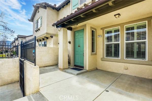 203 Via Antonio, Newbury Park (thousand Oaks), CA 91320