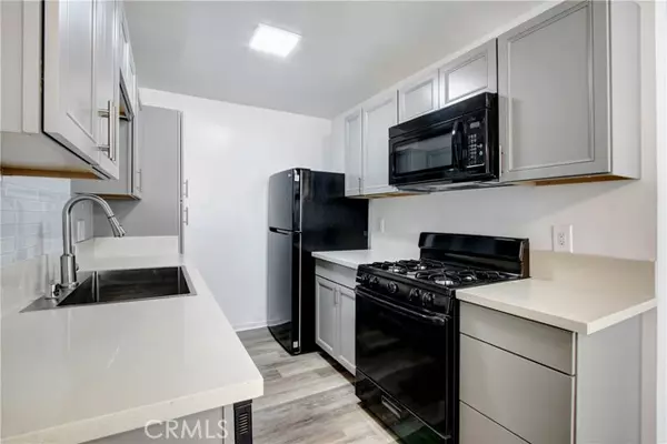 Santa Monica, CA 90404,1244 Euclid Street #4