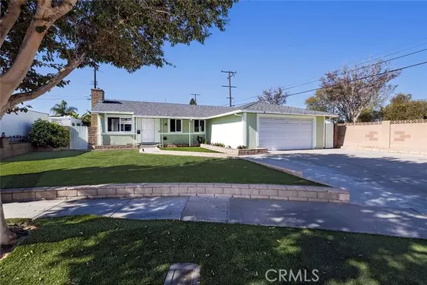 15011 Baylor Circle, Huntington Beach, CA 92647