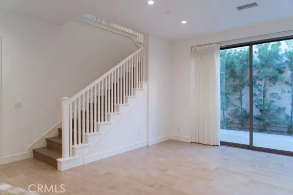 Irvine, CA 92618,159 Linda Vista