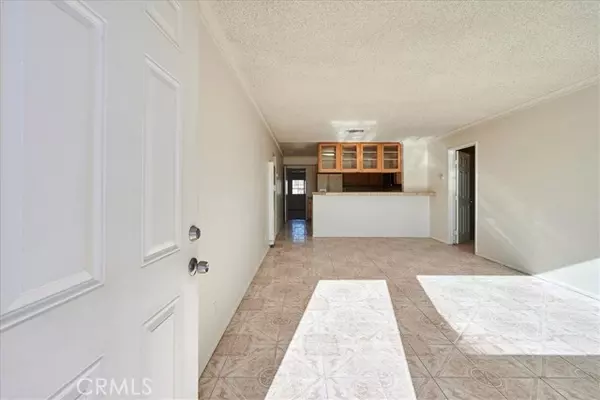 Hesperia, CA 92345,15812 Orange Street