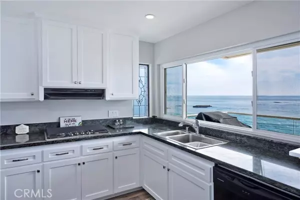 Laguna Beach, CA 92651,1249 Ocean Front #C