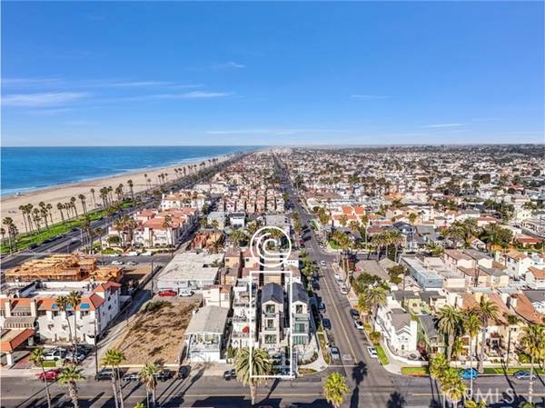 125 8th Street, Huntington Beach, CA 92648