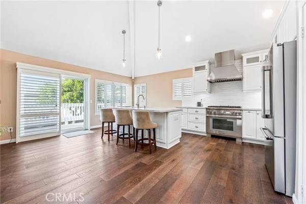 4682 Warner Avenue #A204, Huntington Beach, CA 92649