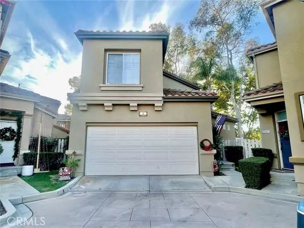 46 Calle De Felicidad, Rancho Santa Margarita, CA 92688