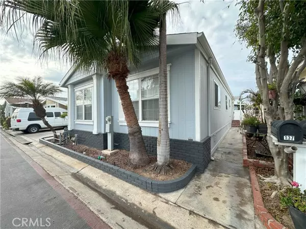 Huntington Beach, CA 92646,21851 Newland St. #137