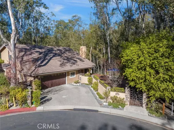 22195 Treeridge Lane, Lake Forest (el Toro), CA 92630